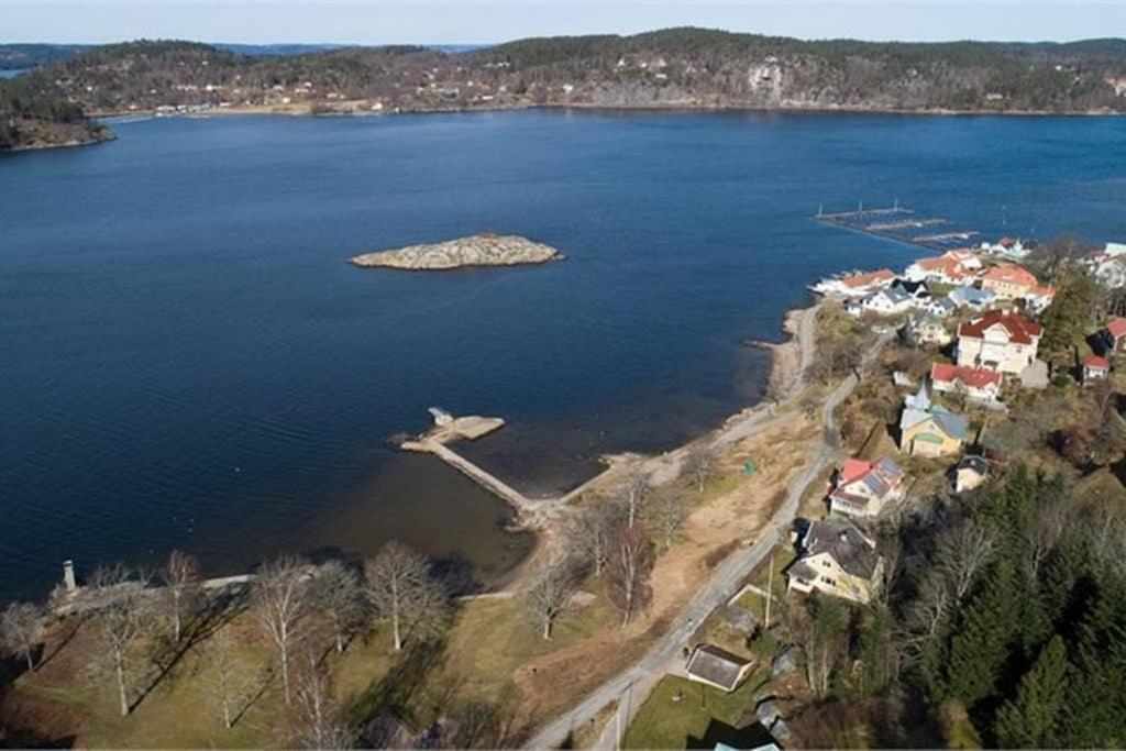 Nyrenoverat Kaellarlaegenhet Apartment Люнгскиле Екстериор снимка
